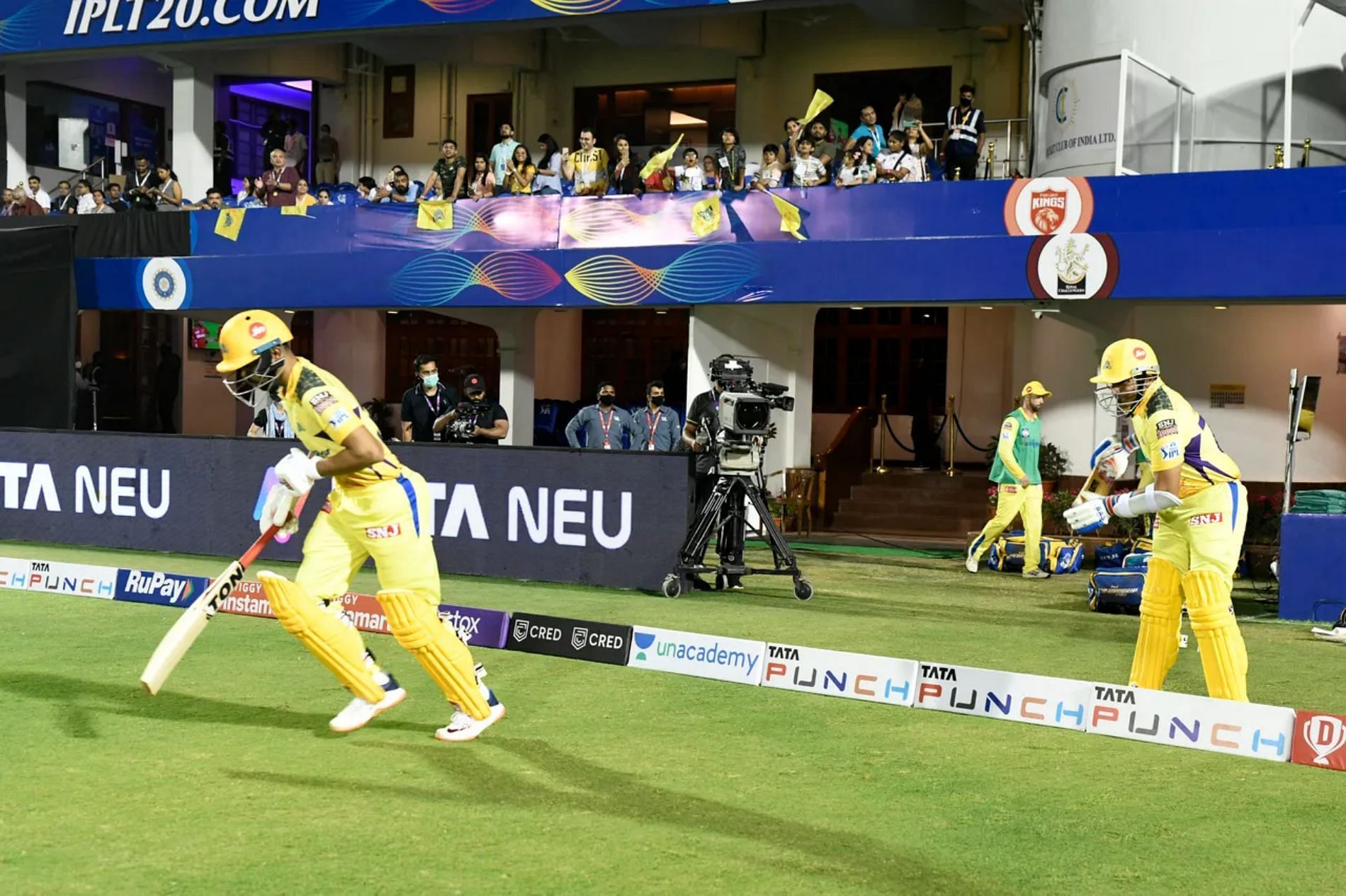 Ruturaj Gaikwad (left) and Robin Uthappa. Pic: IPLT20.COM